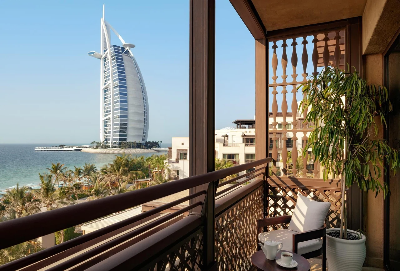 Jumeirah Mina Al Salam Dubai, Jumeirah